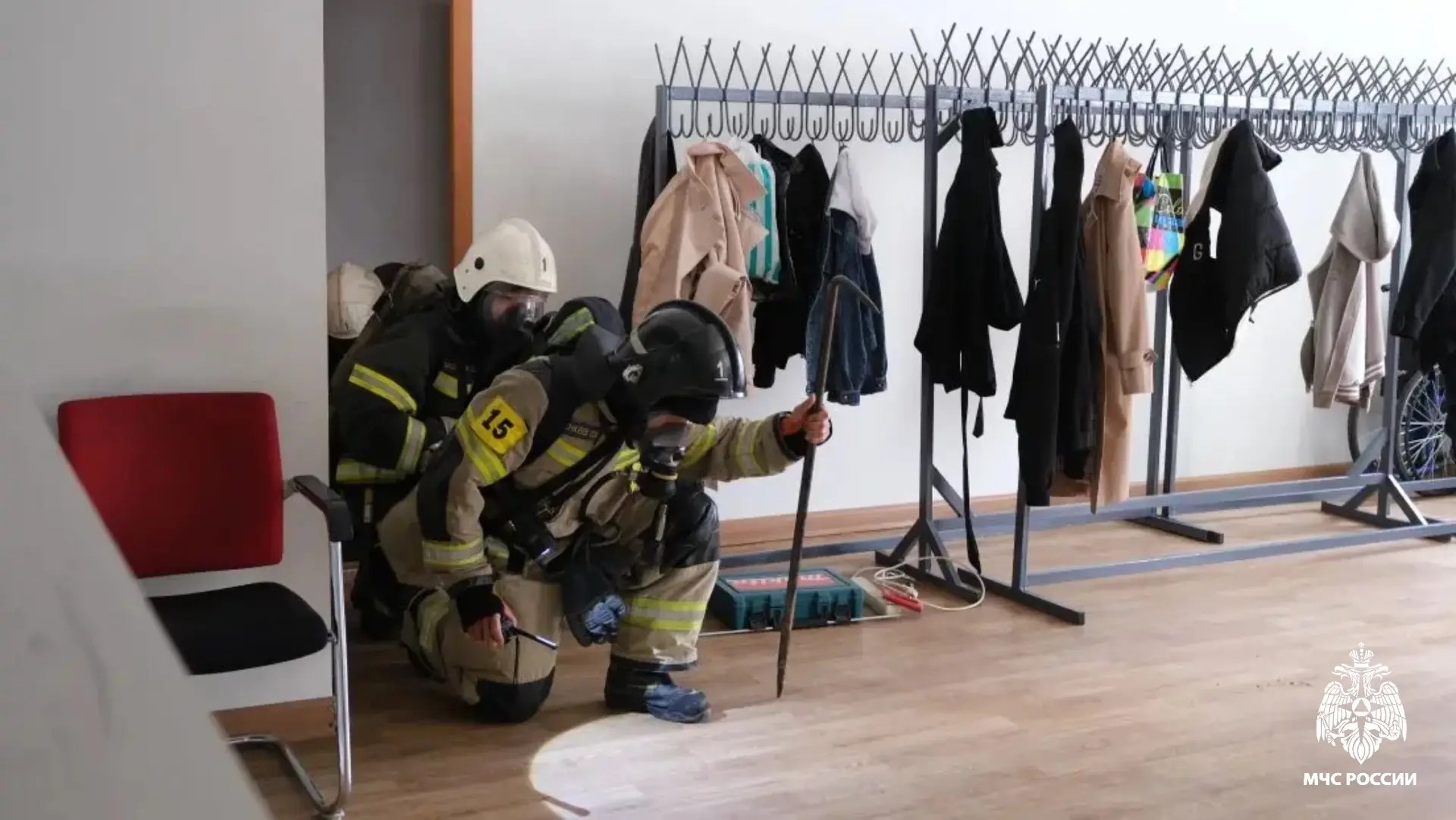 👩‍🚒Элистинские огнеборцы  провели пожарно-тактические занятия на территории Калмыцкого медицинского 