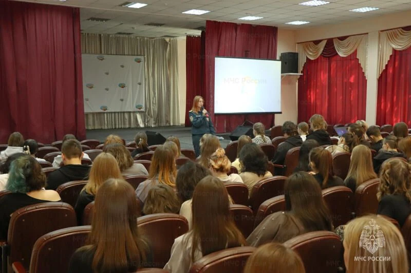 Сотрудники ГИМС напомнили студентам правила поведения у воды

🛟К студентам Амурского колледжа серви