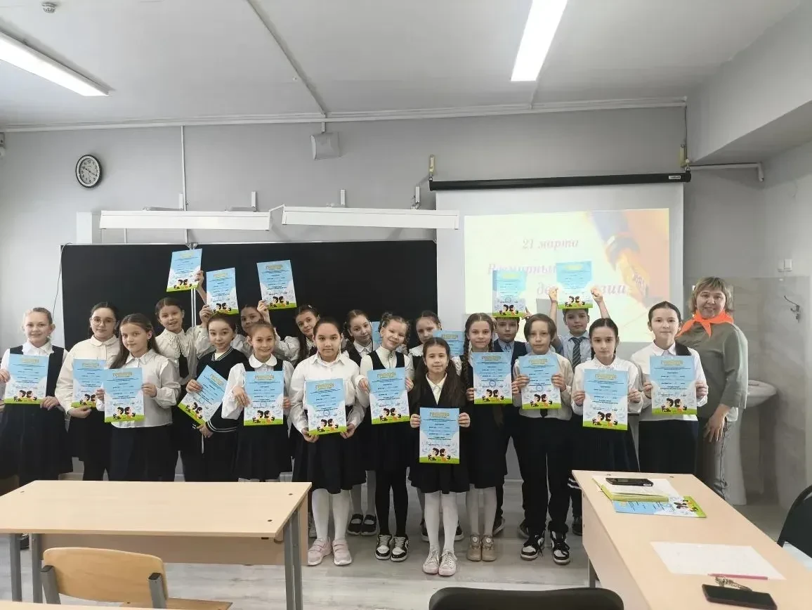🎭 В нашей школе звучали стихи: как прошёл конкурс чтецов к Всемирному дню поэзии.                   