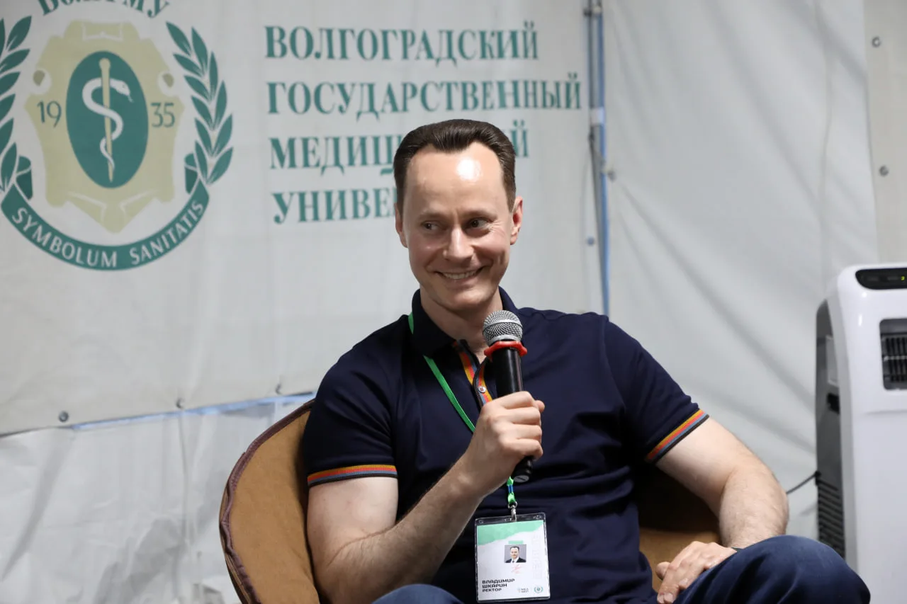Владимир Шкарин поблагодарил организаторов и участников за дружескую атмосферу и творческий подход. 