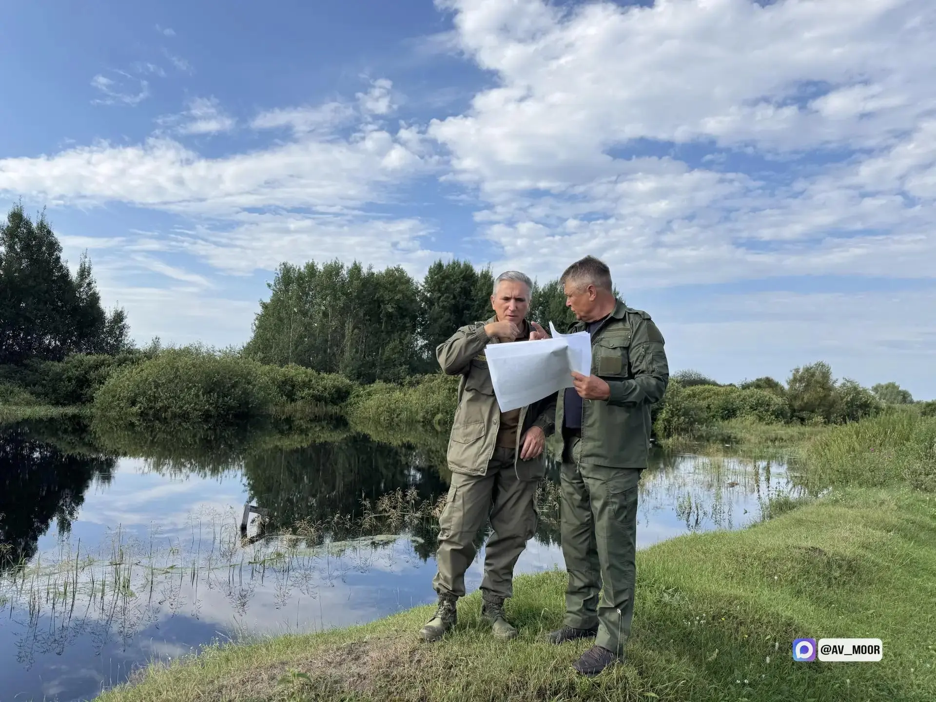 Александр Моор сегодня работает в Ярковском округе. На месте контролирует, как муниципалитет готовит