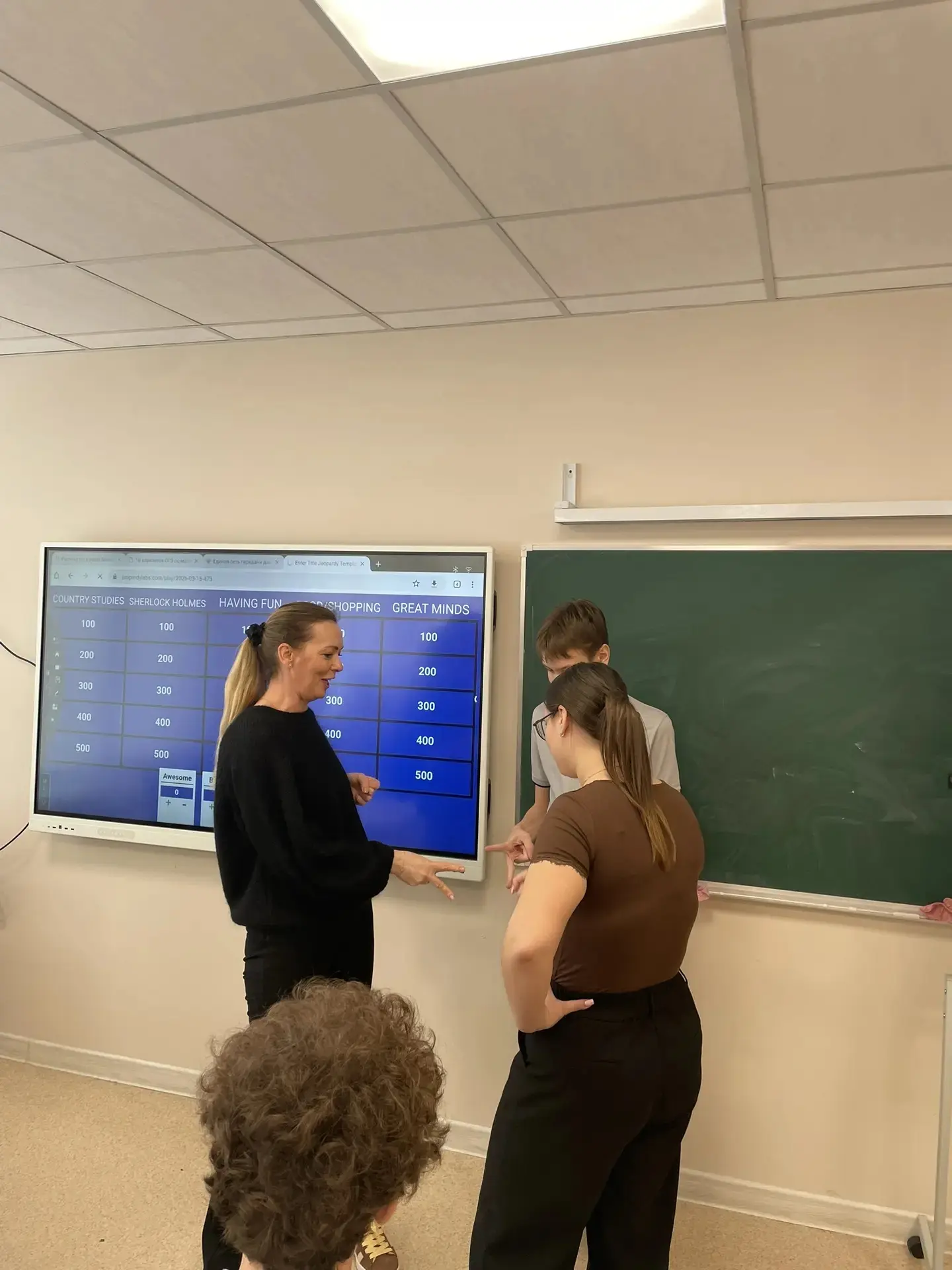 ✨ Неделя иностранного языка в Общеобразовательном комплексе имени Владимира Храброго продолжается! ✨