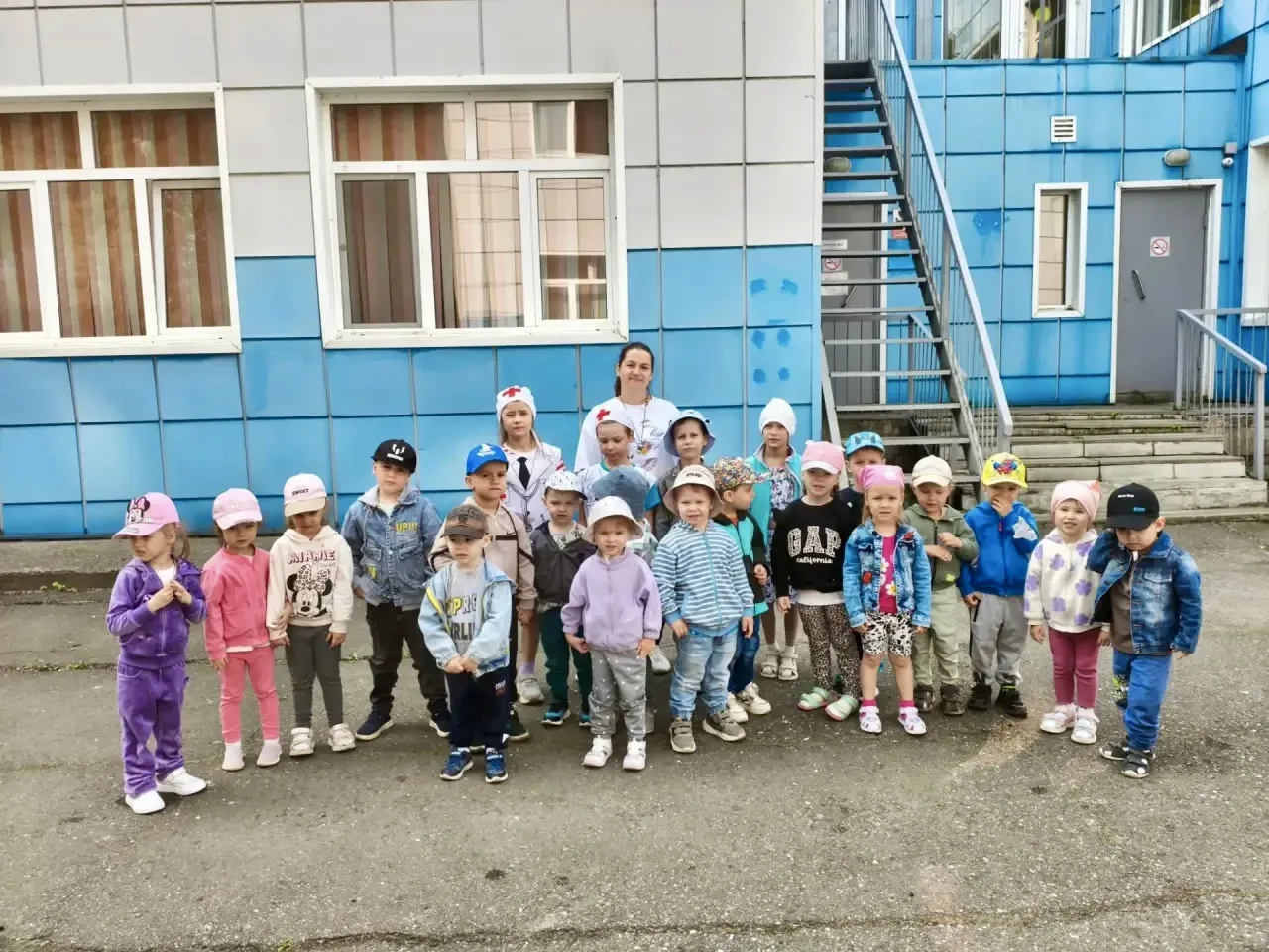 ☀️ Путешествие в страну «Неболейка»: день здоровья в детском саду! ☀️

Сегодня обычный день в детско