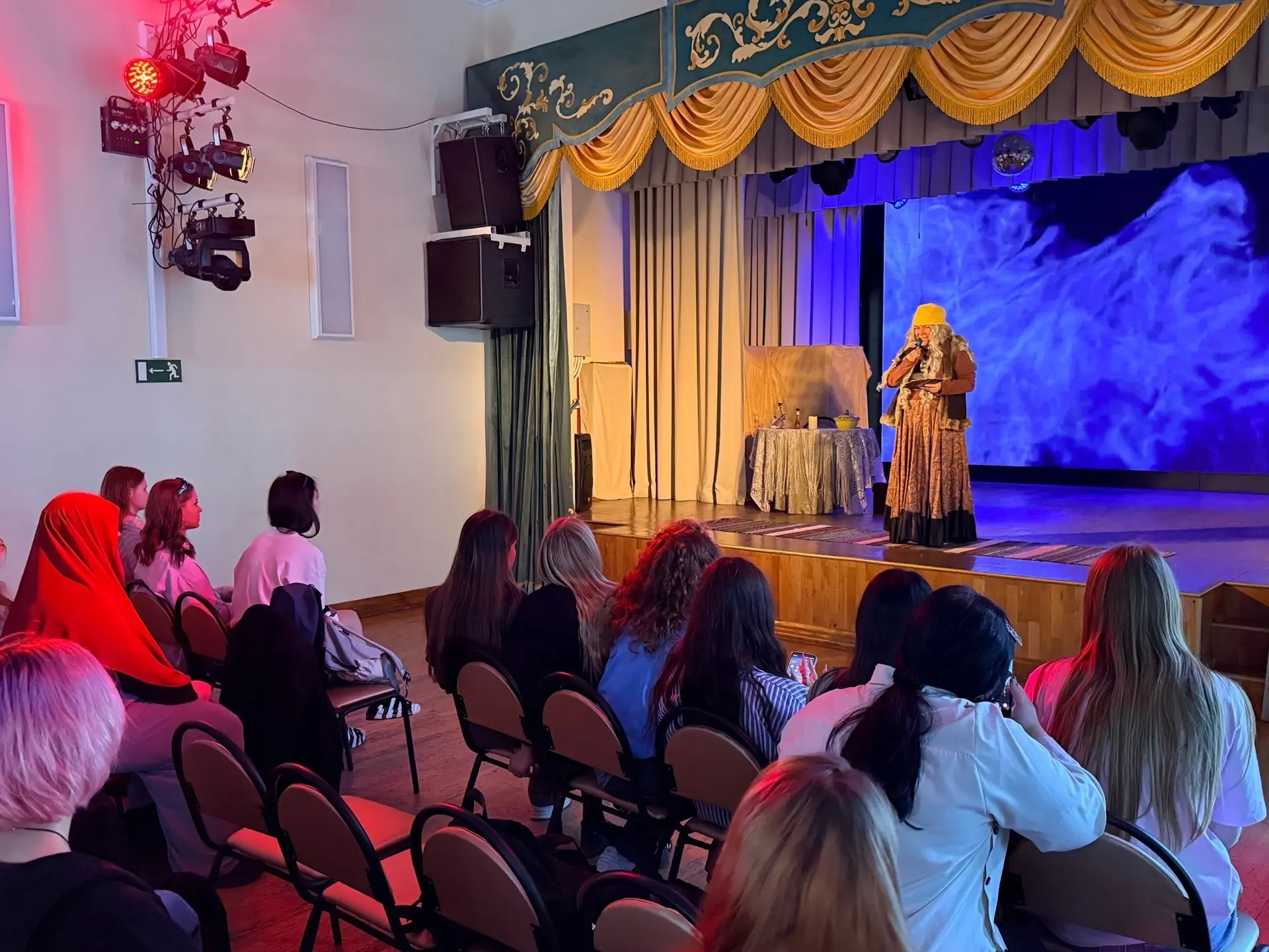 🇷🇺Народное единство 

Культурное погружение совершили 👩🏻‍🎓🧑🏼‍🎓студенты направления ПНК 1 и 2