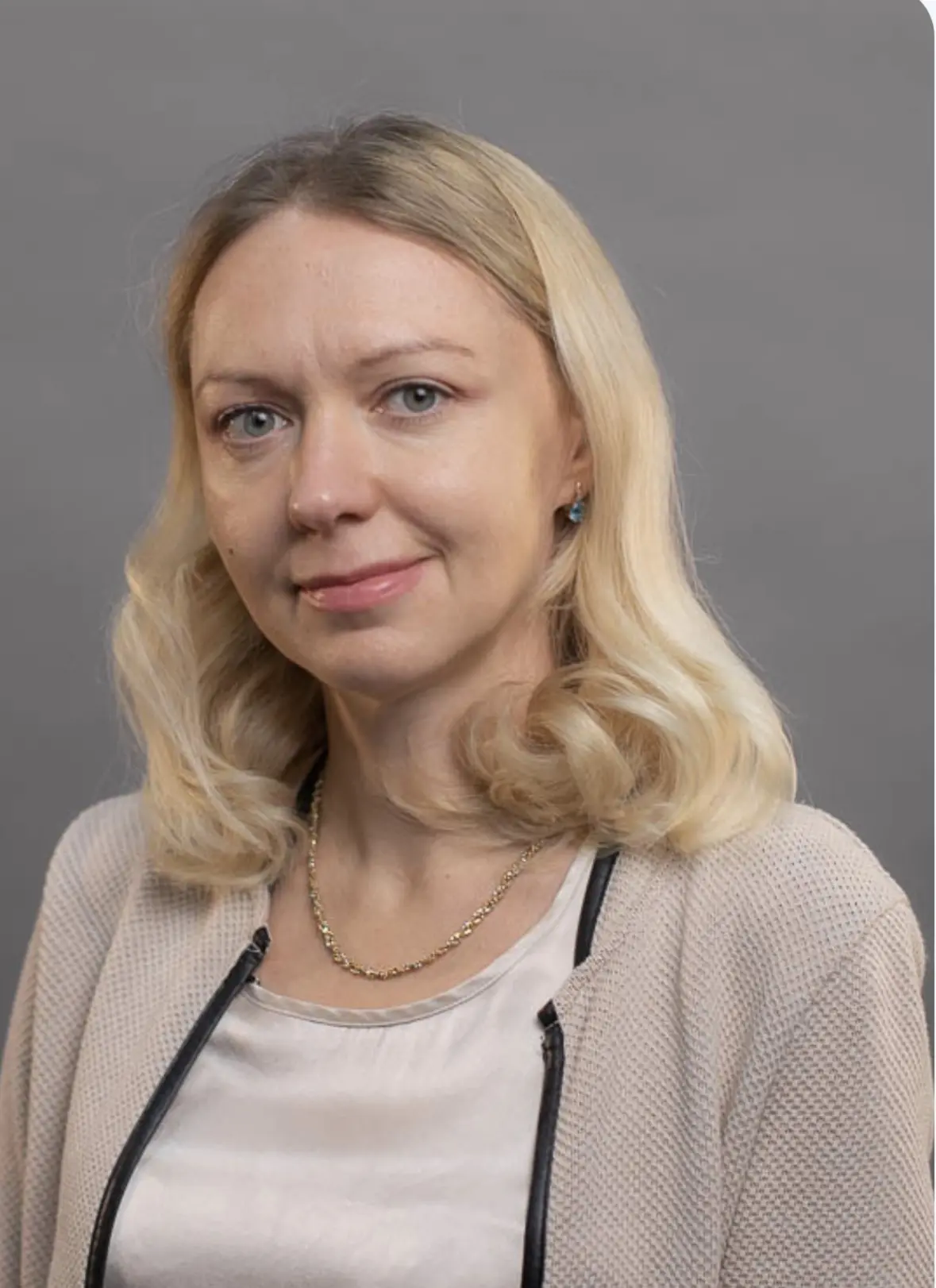 Уважаемая Анна Сергеевна, примите самые искренние поздравления с днём рождения!