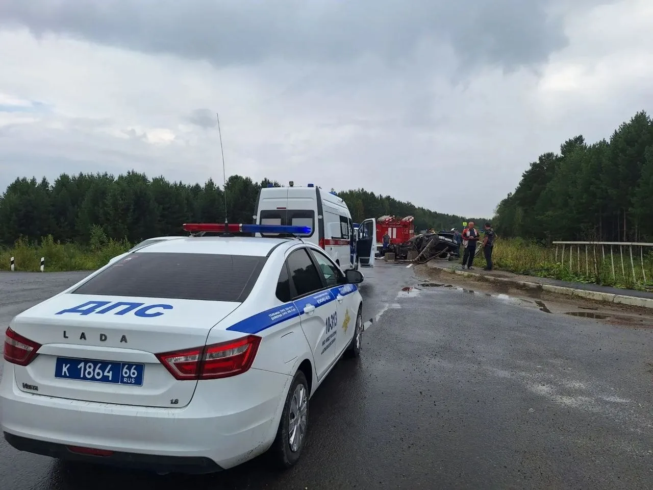 В страшной аварии на трассе под Тагилом погиб 18-летний водитель ВАЗ-2107. ДТП произошл...