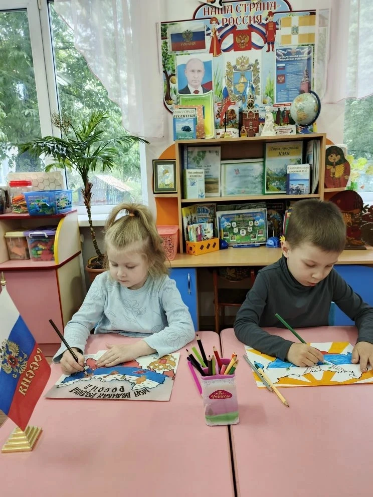 Подводим итоги выставки «Россия великая наша держава!» в группе "Умелые ручки". Посмотрите, какие ше