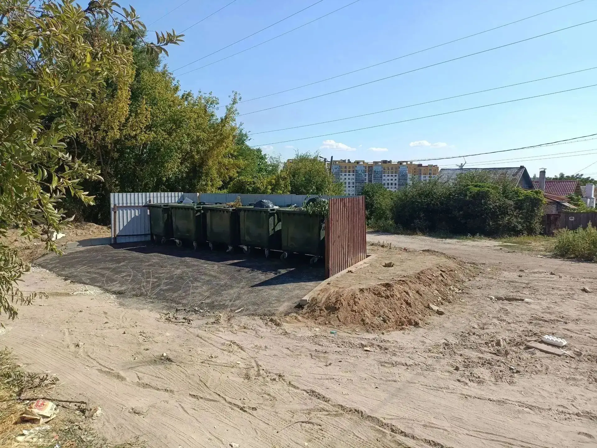 В Волгограде ликвидировали свалку и обустроили контейнерную площадку — этого удалось до...