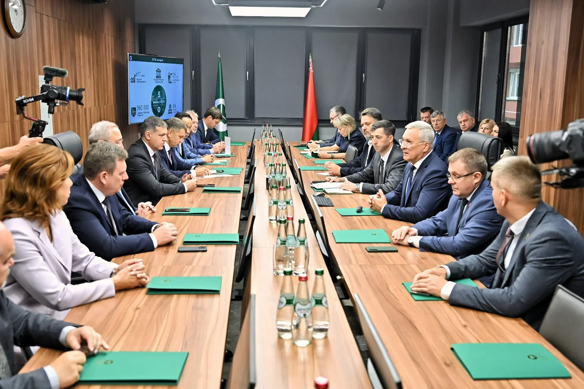 📍Посетили Белорусскую универсальную товарную биржу — место, где покупатели и продавцы быстро находя