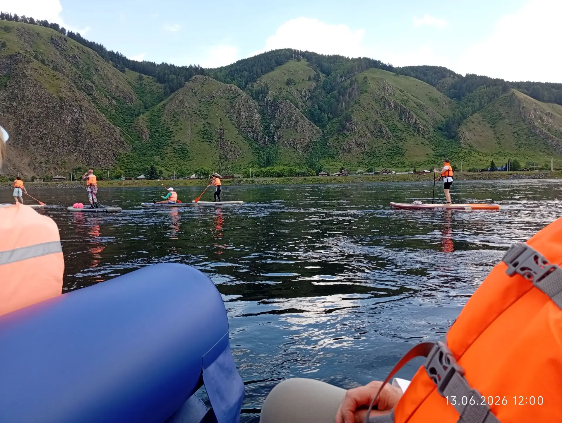 ФОТО ВЫХОДНОГО ДНЯ
📸📸📸Прогулки на сапах и речном диванчике по Енисею 🏄‍♂️ в Хакасии.

Восторг и 
