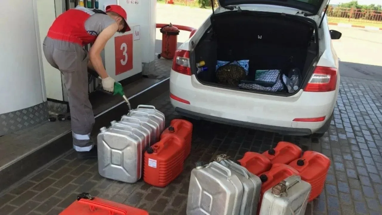 ⛽ В Смольном сообщили о росте объёмов поставок бензина в Санкт‑Петербург.