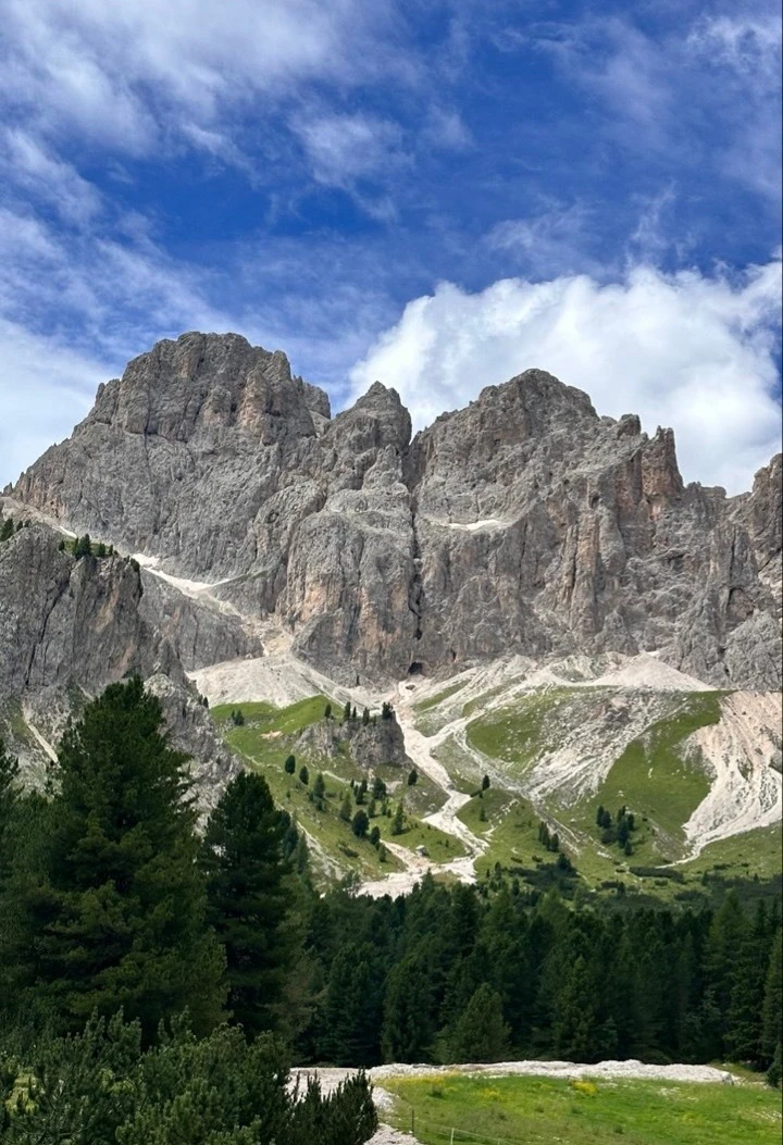 📍Dolomites, Italy