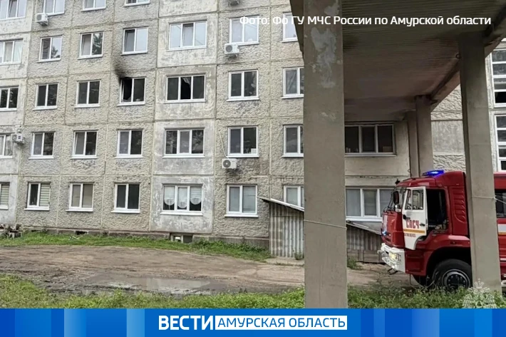 В Благовещенске потушили пожар в гостинице: никто не пострадал