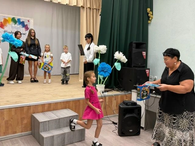 🎗️В рамках празднования Дня города в клубе прошла праздничная программа «Я люблю свой ...