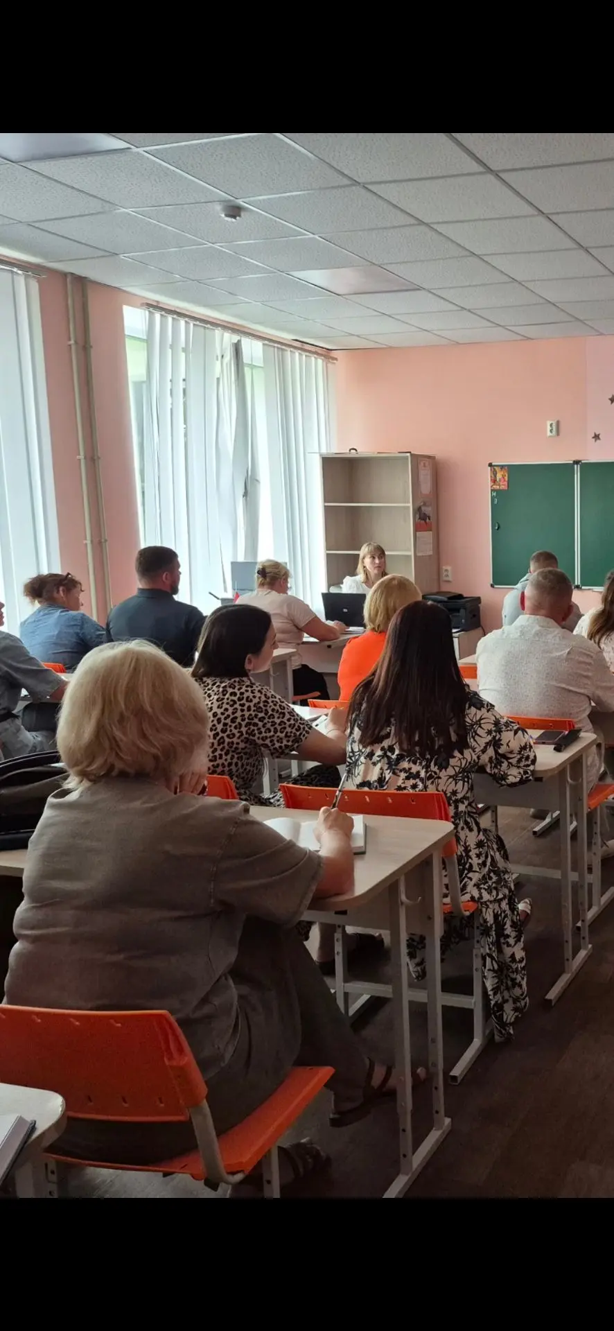 Перед началом учебного года в Каланчакской школе №1 прошел педагогический совет на тему...