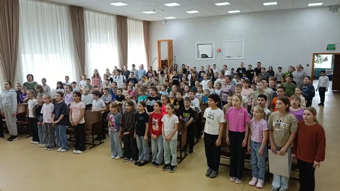 30 марта в МБОУ СОШ с. Тербуны вновь распахнул свои двери пришкольный лагерь "Маленькая страна"! Отк