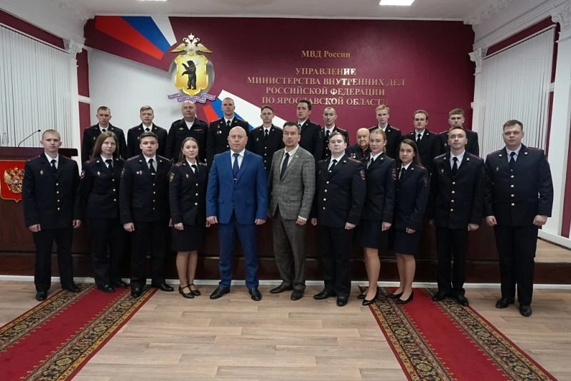 В УМВД России по Ярославской области состоялась встреча руководства и общественников с ...