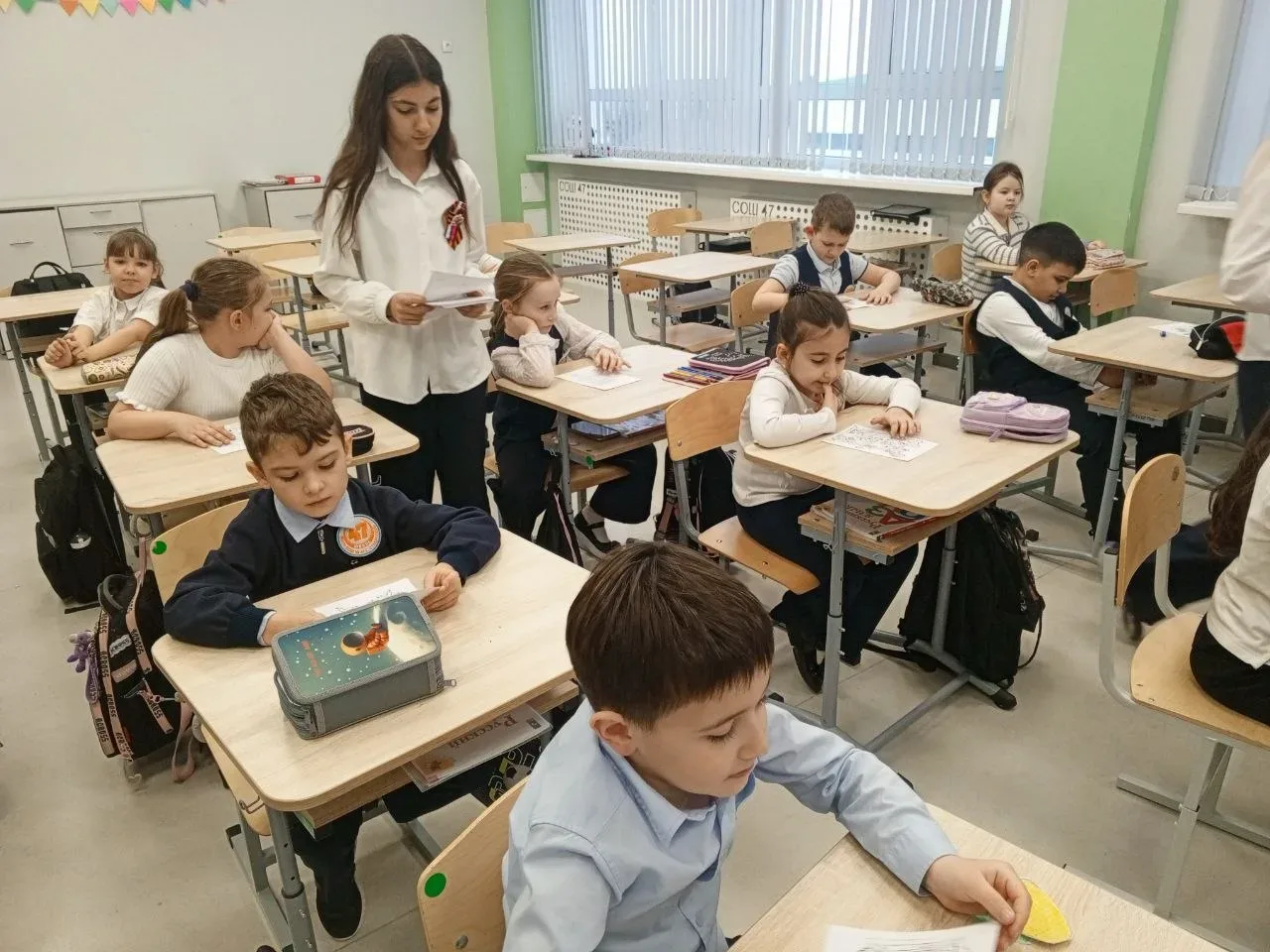 📣 Месячник правовых знаний: старшие ученики делятся знаниями с младшими!   В рамках месячника правов