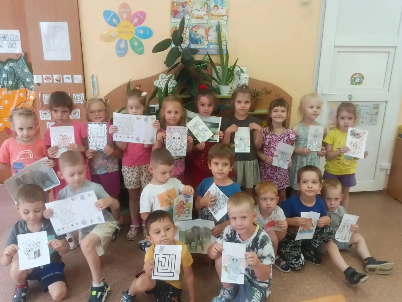 12 августа - Всемирный день слонов!