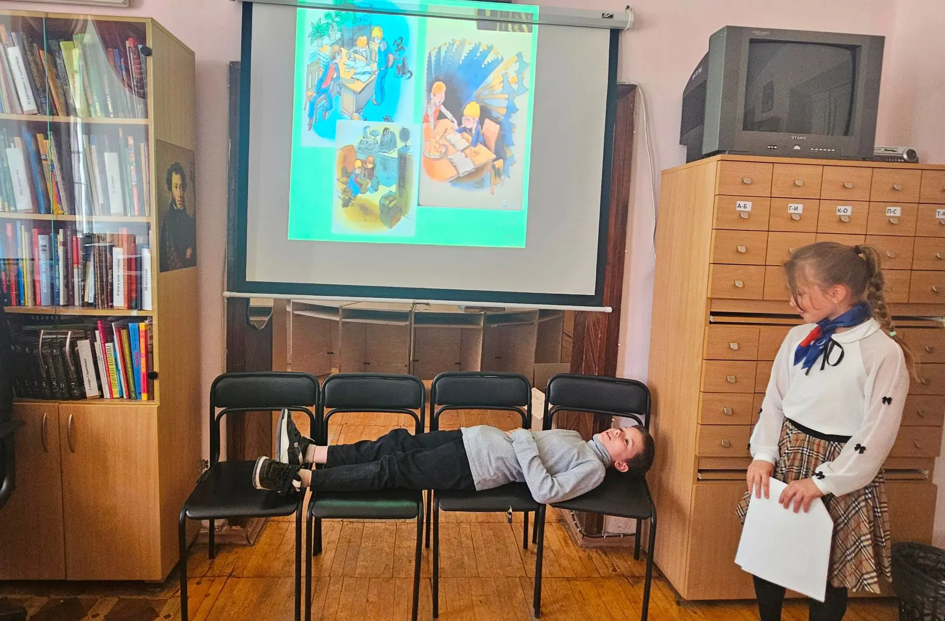 "БИБЛИОТЕКА"📚  В школьной библиотеке прошел литературный праздник, посвященный юбилею знаменитой пов