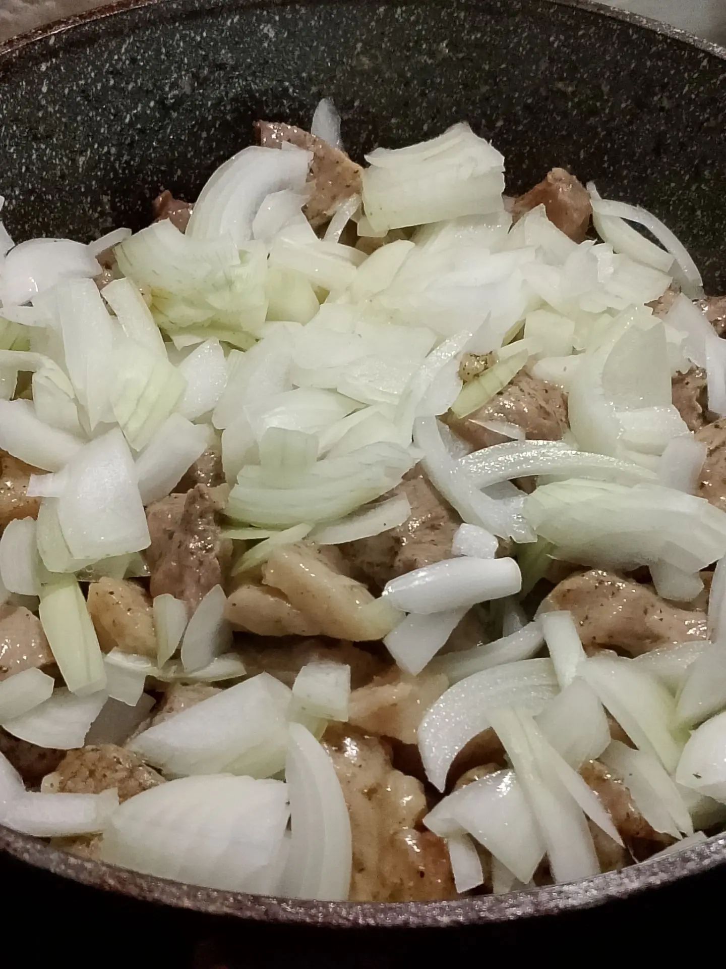 Не помню, делилась или нет таким способом приготовления мяса.