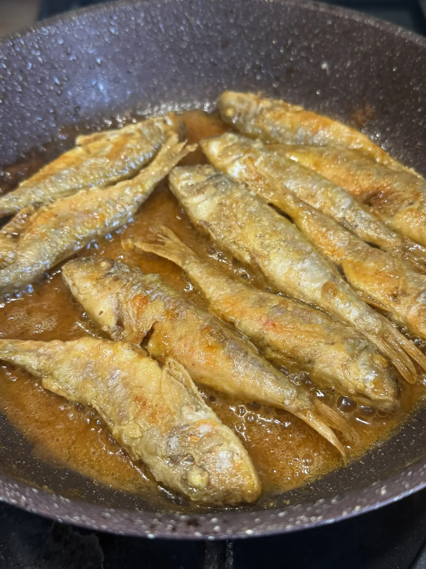 Вот такой улов у нас сегодня в Глобусе😋 
Барабулька для меня - не просто рыба. Барабулька - это Кры