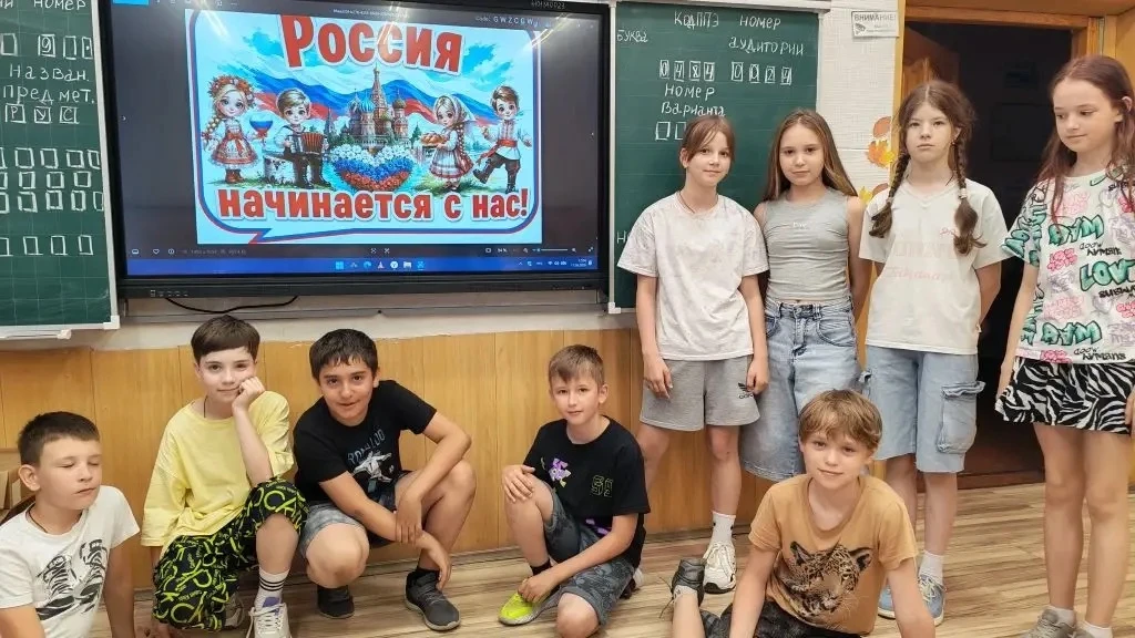 🇷🇺 День России в лагере «Русские витязи»! 🇷🇺
⭐️11 июня наш лагерь погрузился в атмосферу главног