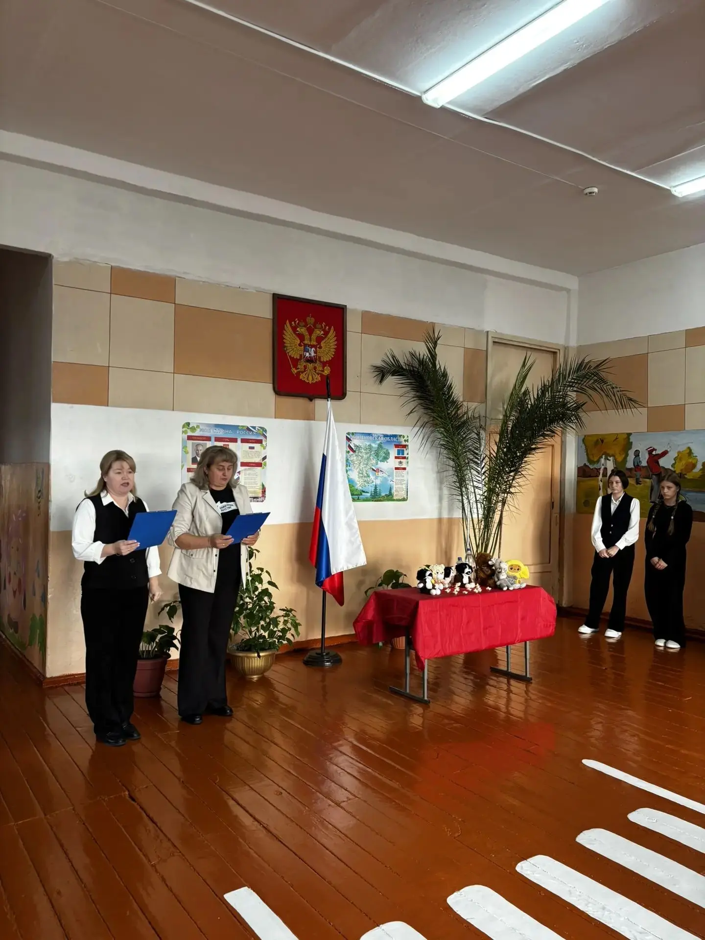 Сегодня в нашей школе прошла торжественная линейка, посвящённая Дню солидарности в борь...