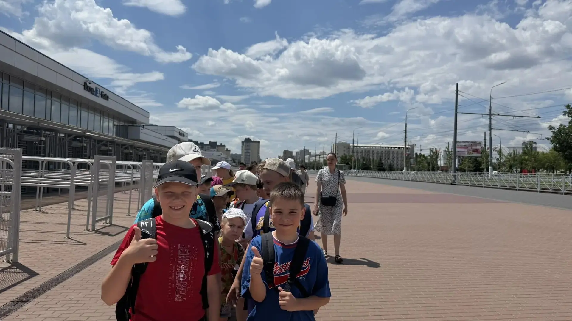 💛 Вторник в «Юле»: учимся дружить, плавать и побеждать!
Заключительная неделя лагеря «Юла» набирает