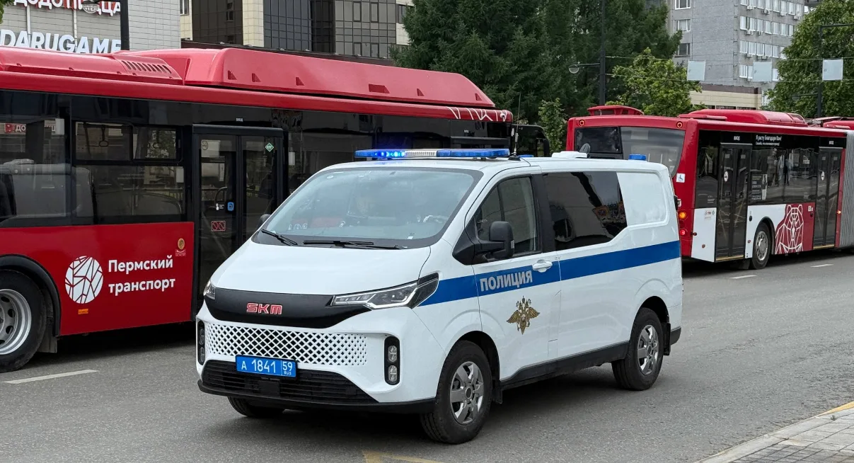 Новый комби-фургон SKM M9, выпуск которых готовит нижегородский «Промтех» совместно с АвтоВАЗом, уже