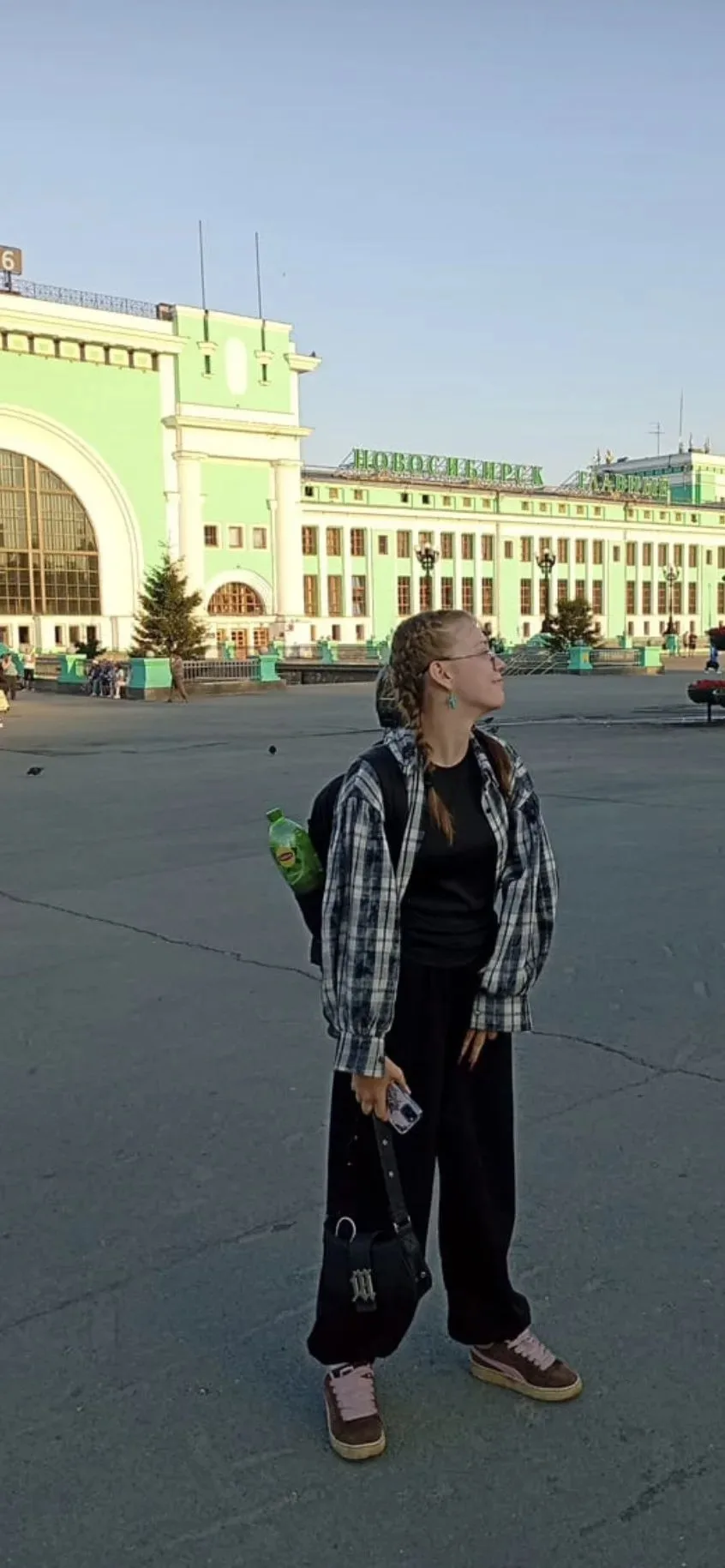 Каникулы

Лето — это маленькая жизнь.  Лето выдалось по-настоящему особенным для учащихся 9Б класса.