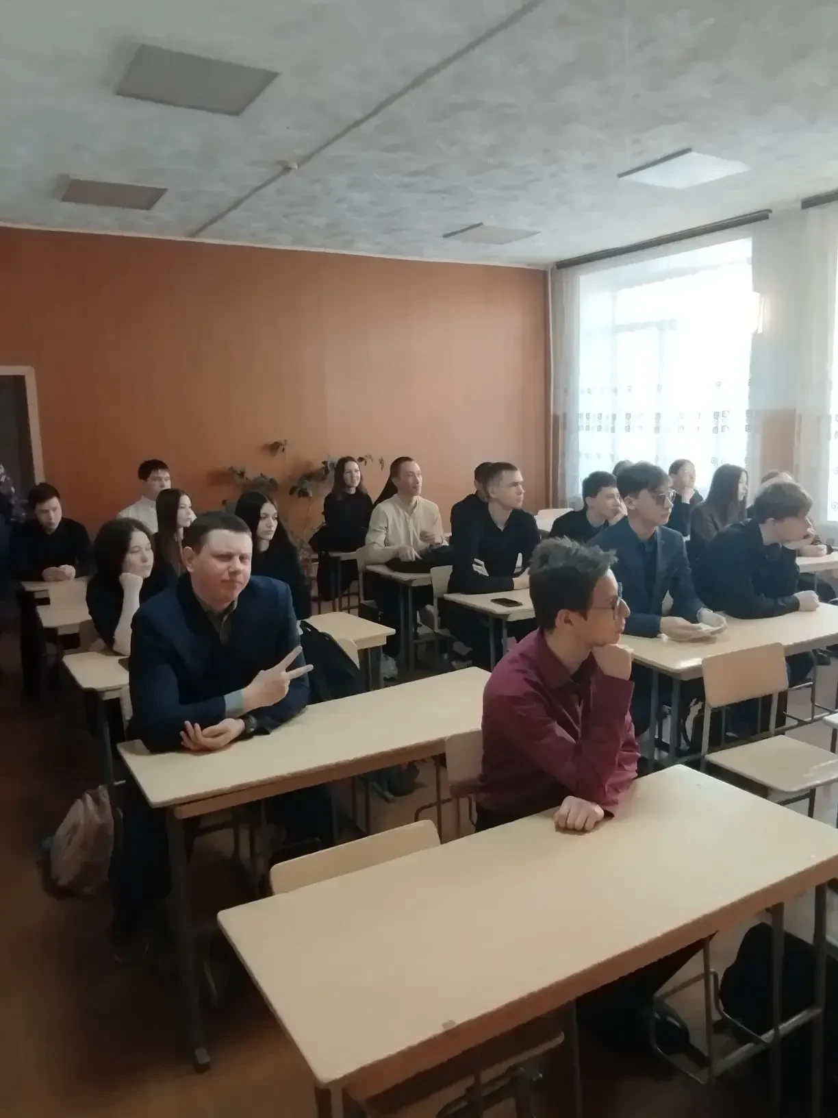 Профориентационная квест-игра "Я ищу работу" среди выпускников 11 классов 06.04.2026