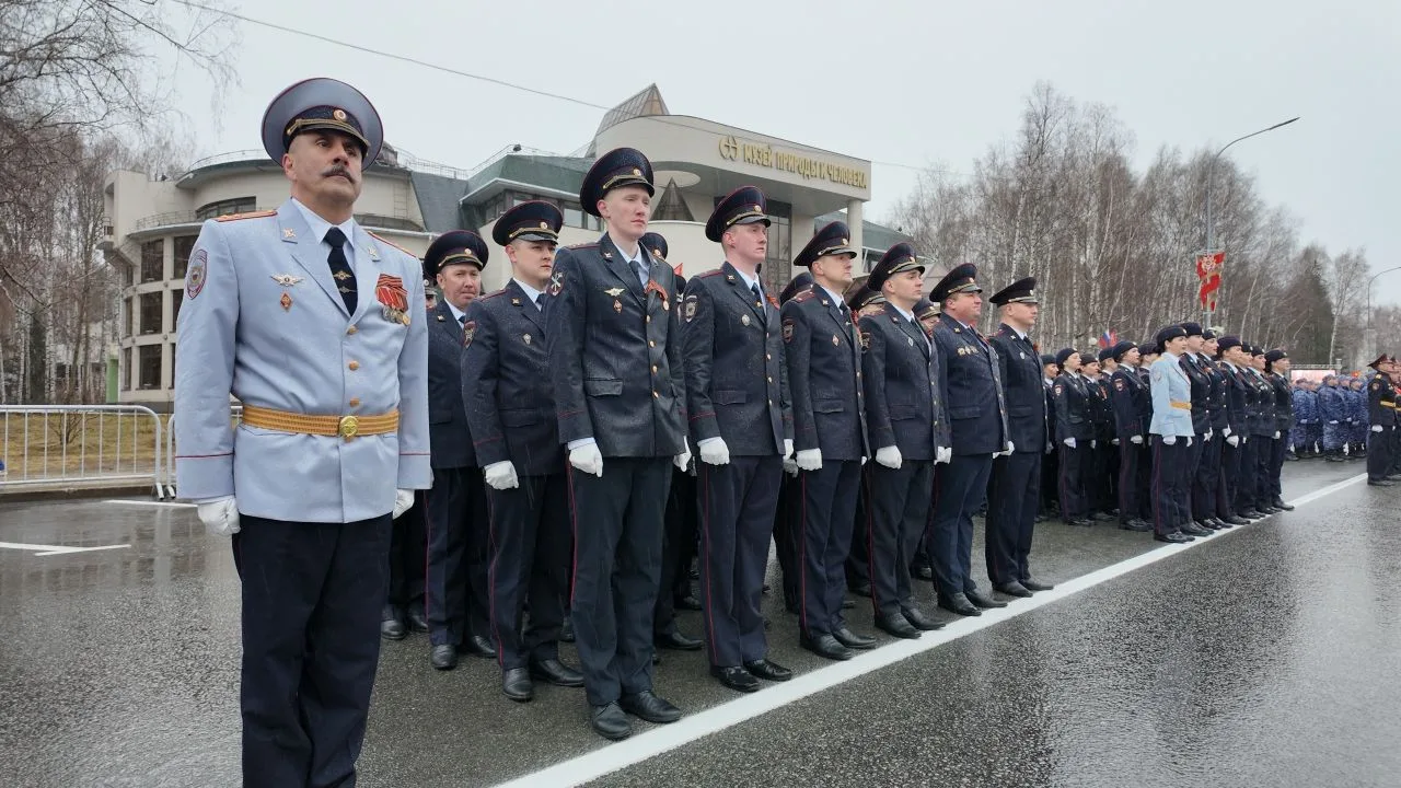 Ханты-Мансийск встречает День Победы!  📸 Ханты-Мансийск | Онлайн