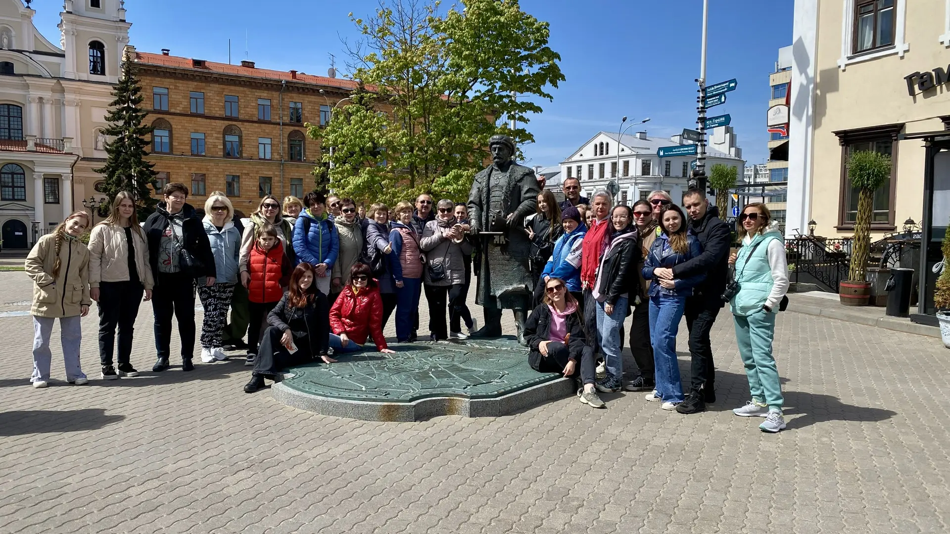 🚌Едем в Беларусь на майские праздники (30 апреля – 4 мая)! Всего за 3 дня мы: 

- Прогуляемся с гид