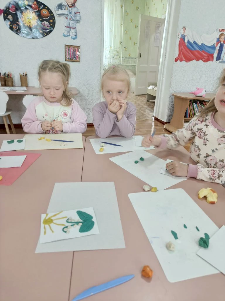 Средняя группа: лепка