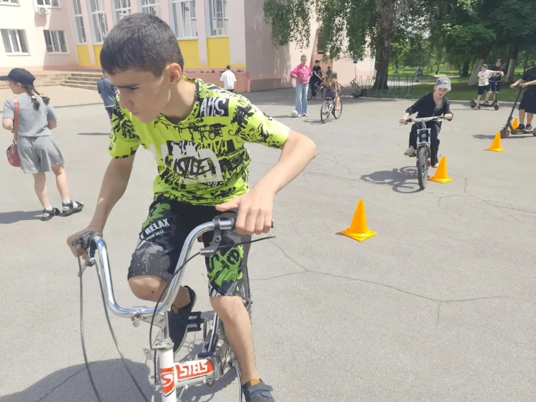 В пришкольном летнем лагере «Улыбка» МБОУ СШ с. Талица им. С.А. Бутова прошел тематический День доро