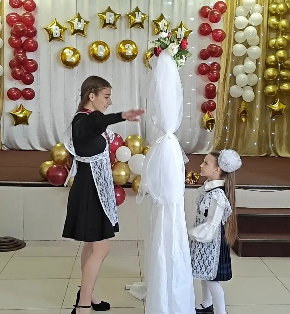 🎓 Вот и прозвенел последний звонок в школе №34 города Тайга!