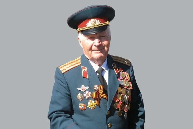 Власти Камышина почтили память почётного жителя города, ветерана Великой Отечественной ...