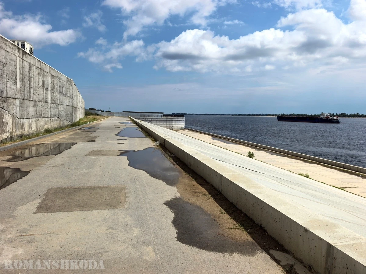 Вчера, рассказав про новое здание Арбитражного суда, обещал высказать свои впечатления от того, како