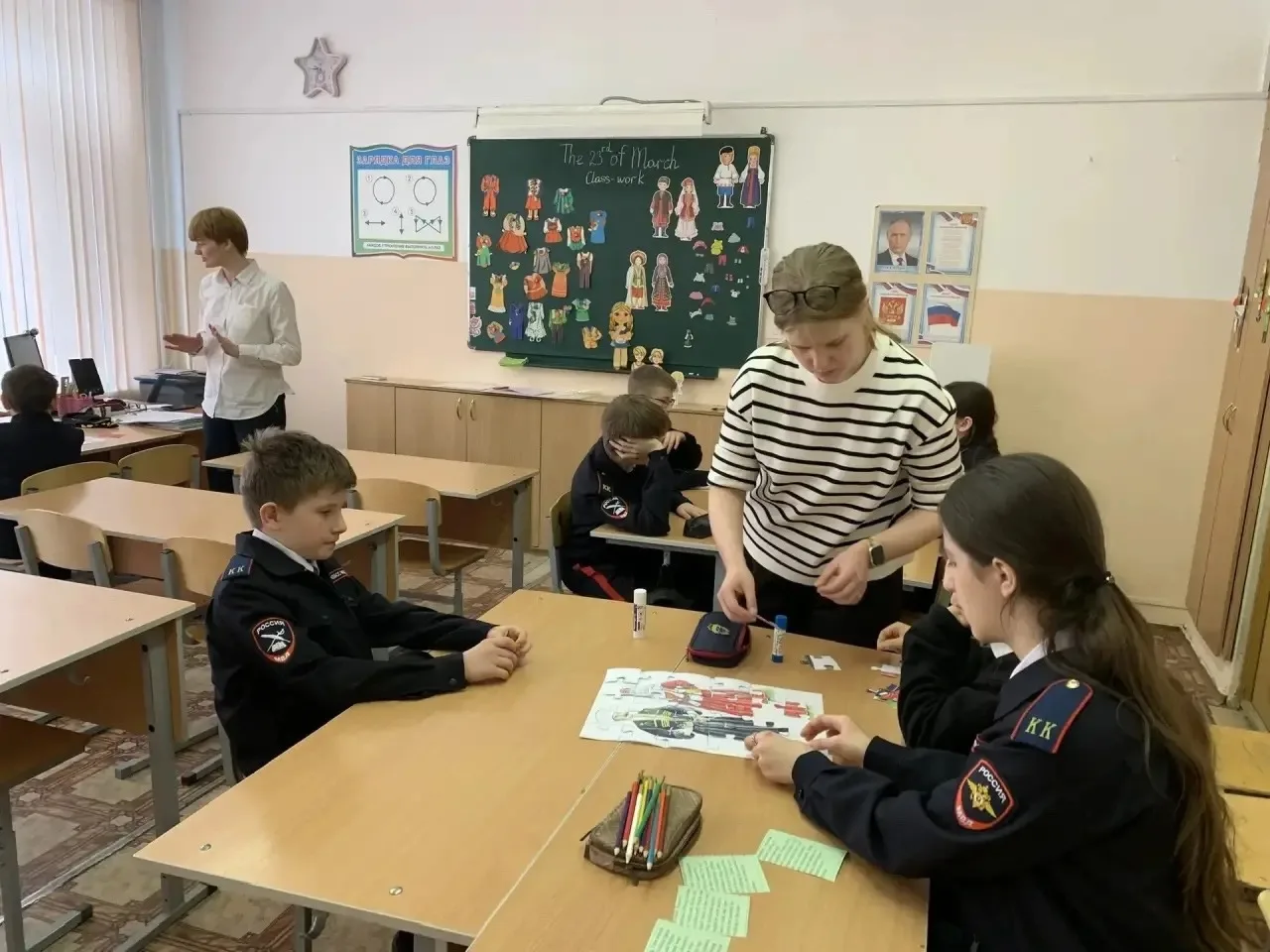 📚В рамках Декады знаний был проведён интегрированный урок по английскому языку и ИЗО на тему "Национ