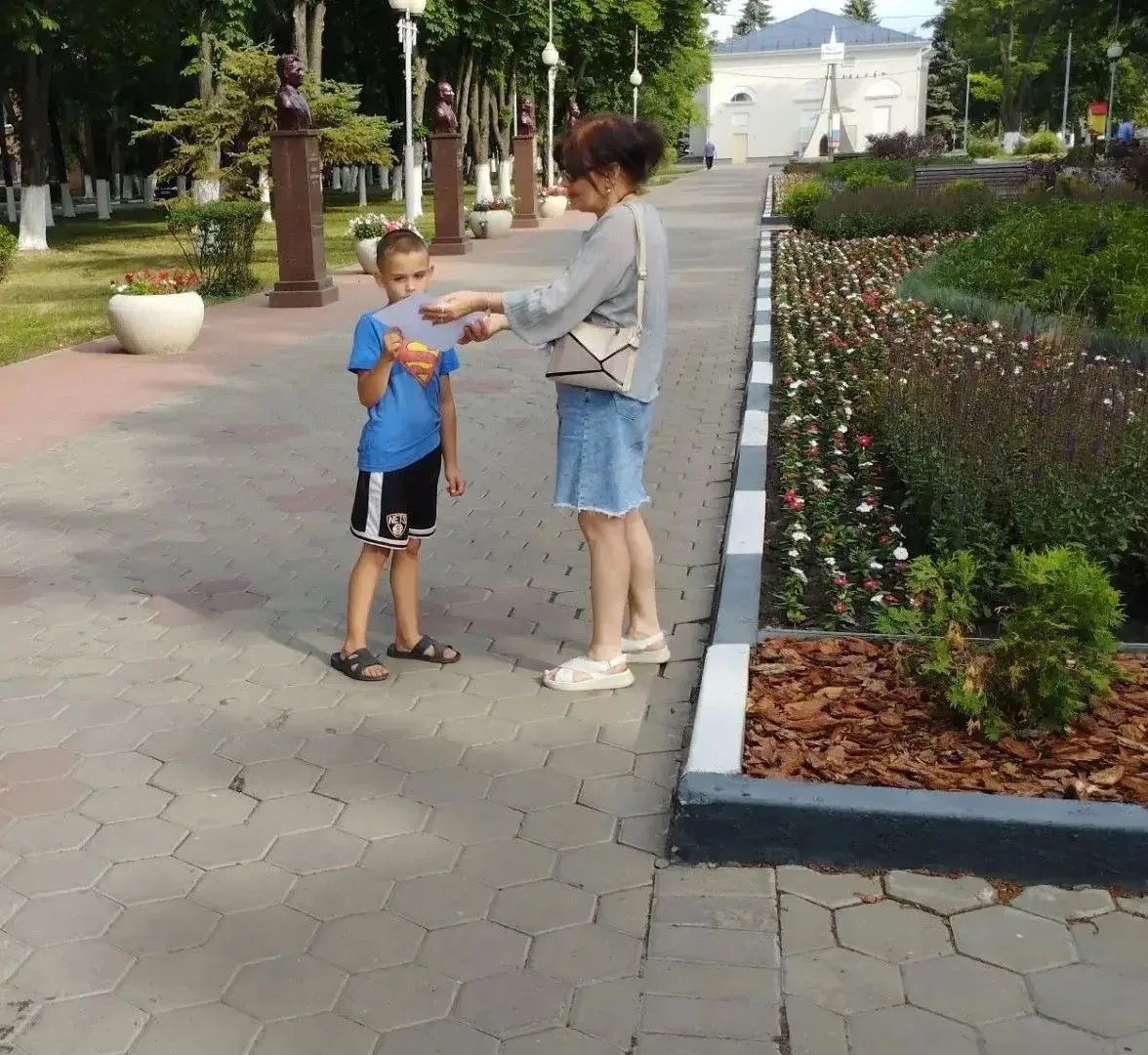 Педагоги «Юного губкинца» на связи с молодежью!

Наши сотрудники Корнилова Ирина Павловна и Пьяных В
