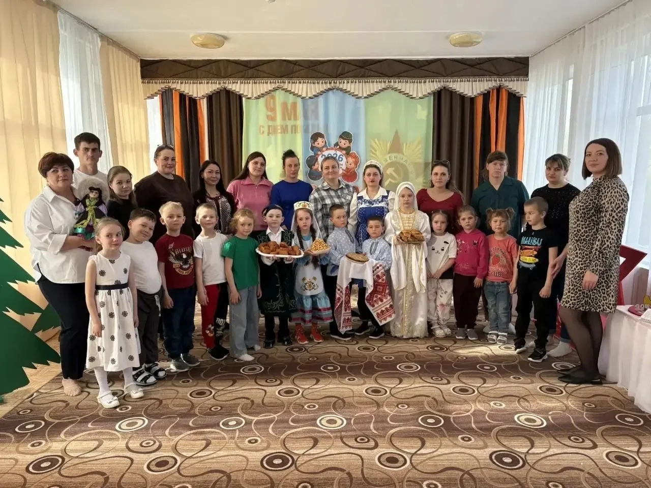 Итоги учебного года: Родительское собрание в старшей группе.
⁣
В старшей группе нашего детского сада