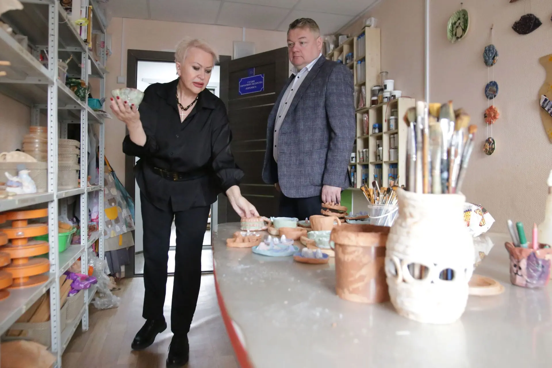 Павел Сайдачаков, член партии «Единая Россия», навестил центр творчества для детей «Рас...