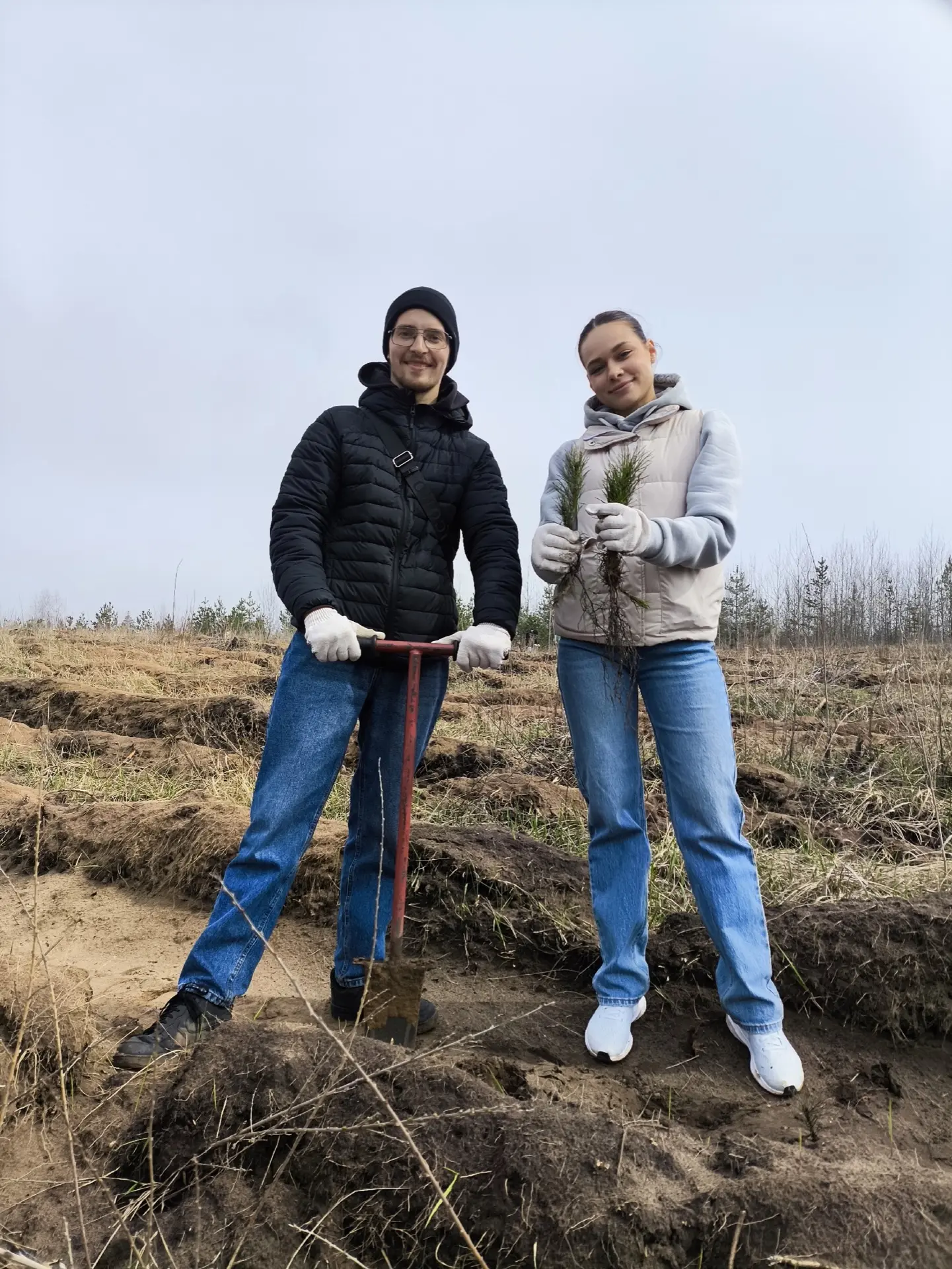 🌲 11 апреля прошла 15-я юбилейная акция по посадке леса «Зелёный десант», открывшая сезон восстановл