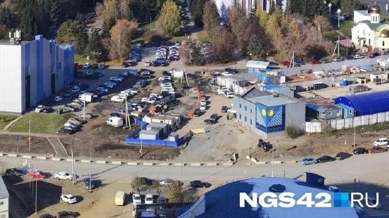 👀Жилой дом с фонтаном могут построить у бассейна в центре Кемерова