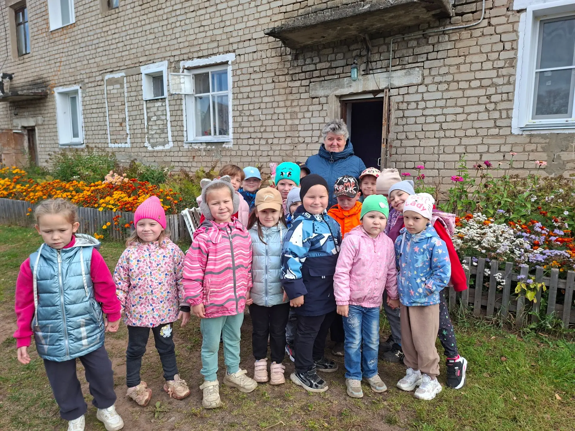 Сегодня принимали самые тёплые поздравления с праздником  днём дошкольного работника на...