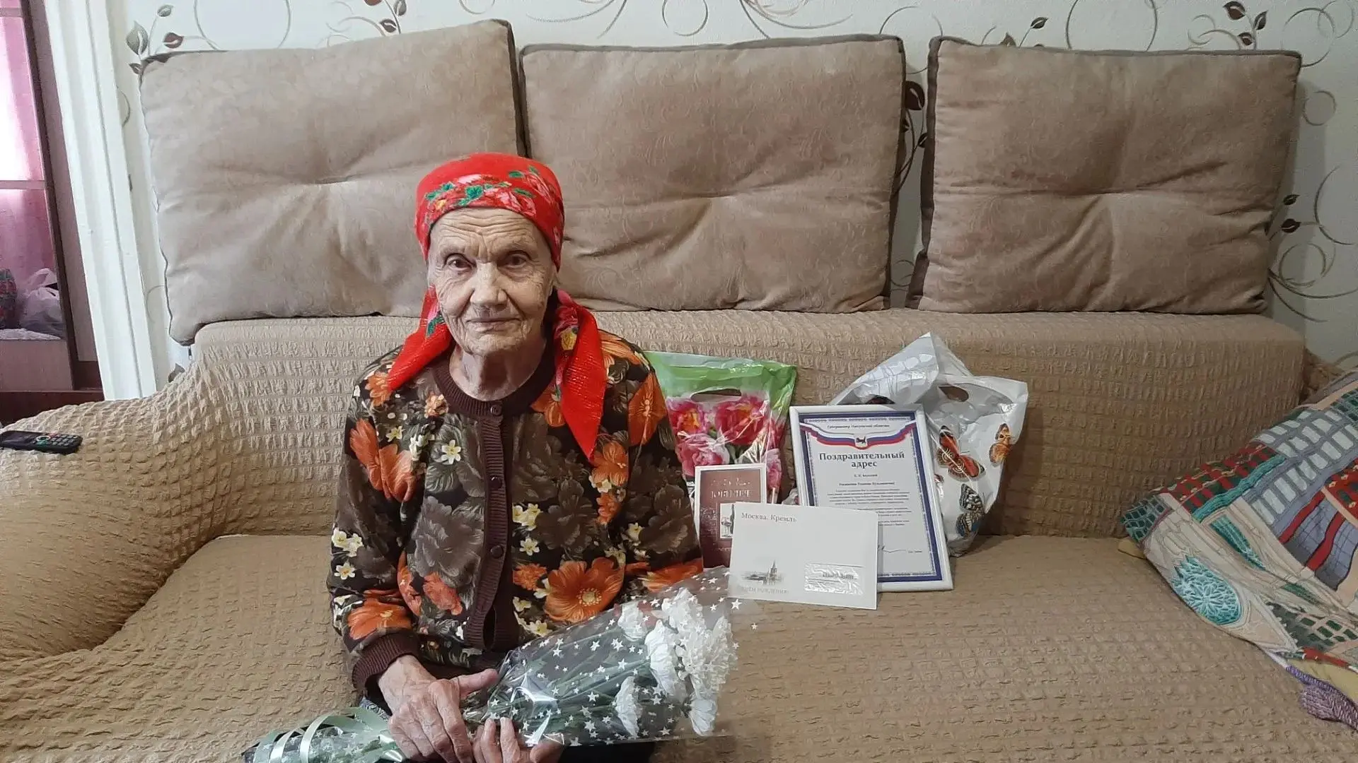 Сила духа и трудовой доблести: 95-летний юбилей Евдокии Кузьминичны Бельской

В судьбе каждого покол