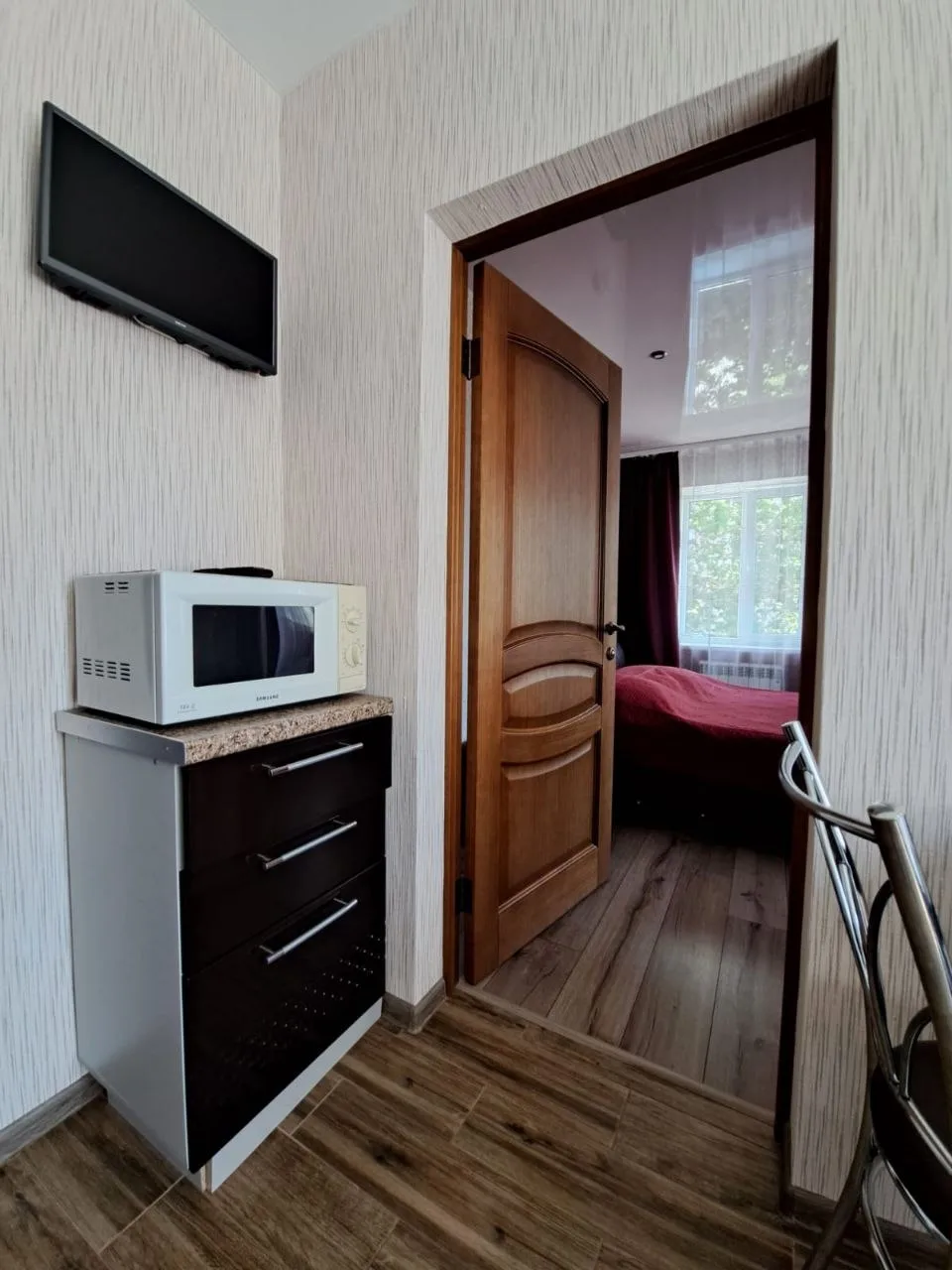 #ЯЛТА ул Васильева  Принимаю бронь на лето. 2 к.кв.Васильева Город Ялта  +79786803792