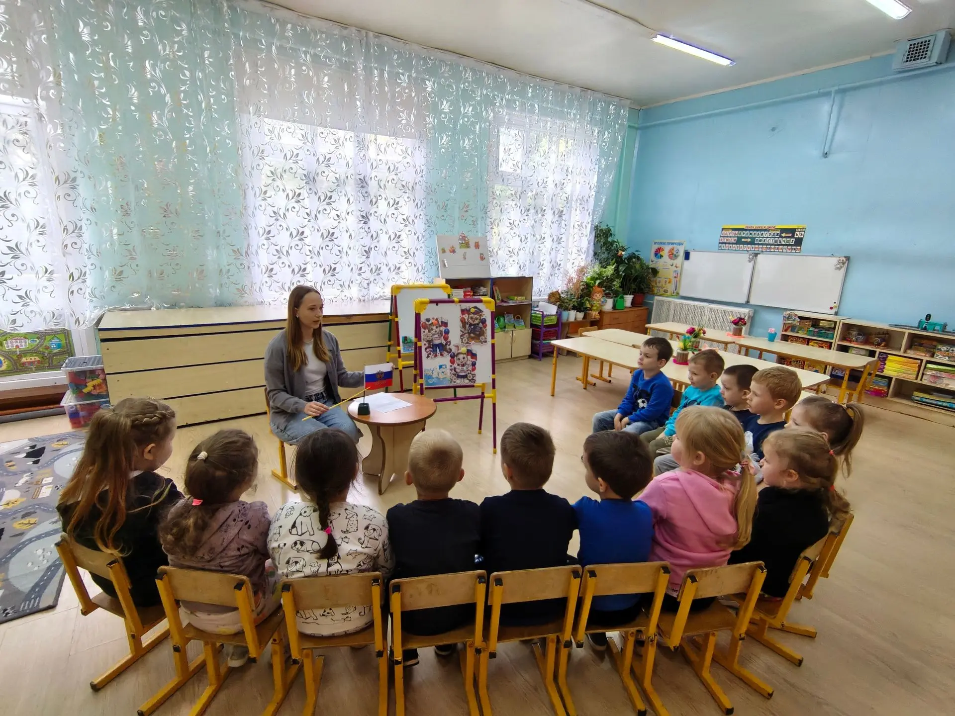 🇷🇺 Сегодня в нашей группе  «Колокольчики» и «Непоседы» прошел важный и познавательный...