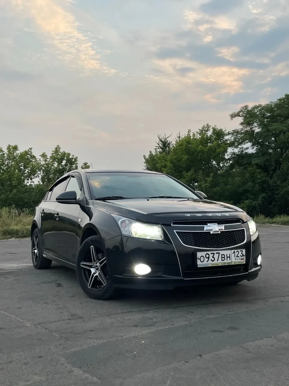 Chevrolet Cruze 2011г. 1.8 МТ